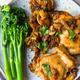 One-pan Chicken, Mushroom & Onions